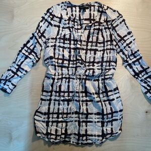 Banana Republic Long Sleeve Blouse size 6 (GL)